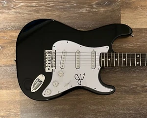 * JOHNNY VAN ZANT * signed electric guitar * LYNYRD SKYNYRD * 2 - Picture 1 of 2