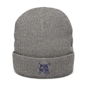 Beanie Mütze, Mops Mama bestickt Wintermütze, Hundeliebhaber Geschenk, Tiereltern - Bild 1 von 3