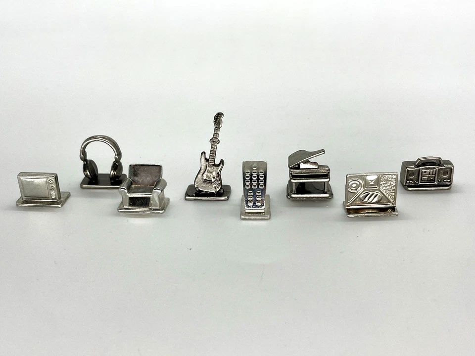 SCENE IT Music and TV DVD Game Replacement Movers Tokens Set of 8 - Image 1 of 4