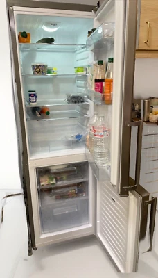 Amica Kühl-Gefrierkombination Kühlschrank Silber 230 L 170cm hoch Gefrierschrank - Bild 1 von 4
