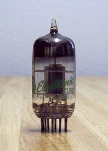 G.E. General Electric 6CG8A Tubo Pentodo Triodo NOS Quantità TESTATO - Foto 1 di 3