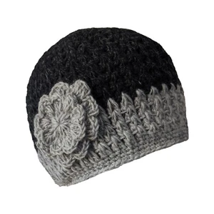 Hübsche Häkelmütze mit Blume in grau & hellgrau, Fleece gefüttert, kuschelig! - Bild 1 von 4