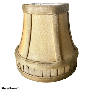 "Candelabro plisado acanalado de seda de colección forrado en oro pálido 5x5x3,25""" - Imagen 1 de 4