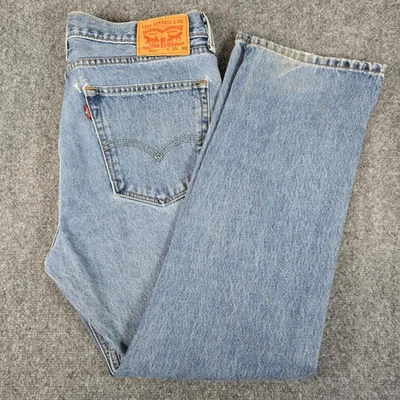 Calça jeans masculina lavagem leve Levi Strauss & Co 505 W36 L30 desgastada - Imagem 1 de 4
