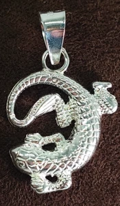 Colgante de plata de ley 925 con diseño de lagarto gecko para hombres niños adolescentes 1" nuevo - Imagen 1 de 5