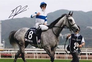 Horse Racing - Zac Purton - Hand Signed A4 Photograph - COA - Picture 1 of 1