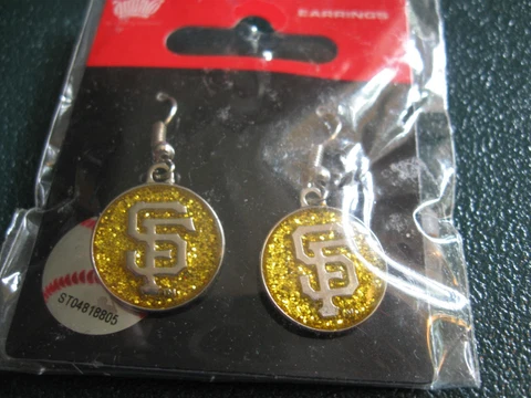 San Francisco Giants Pierced Earrings Cover