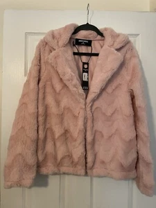 Inner Circle Women's Pink Faux Fur Long Sleeves Jacket Coat size Medium New NWT - Picture 1 of 8