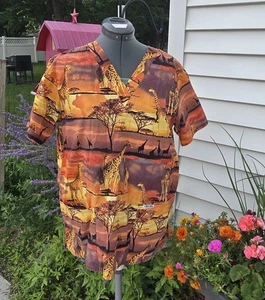 Blusa Médica Cherokee para Mujer SAFARI Jirafa Talla Mediana - Imagen 1 de 10