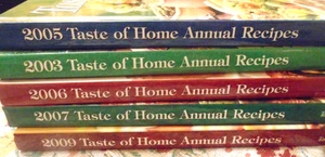 Lot of 5 Taste of Home Cookbooks Annual Recipes 2003 2005 2006 2007 2009 - Picture 1 of 1