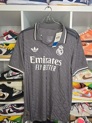 Adidas Real Madrid 24/25 Third Jersey Size Medium Soccer Football IY1761