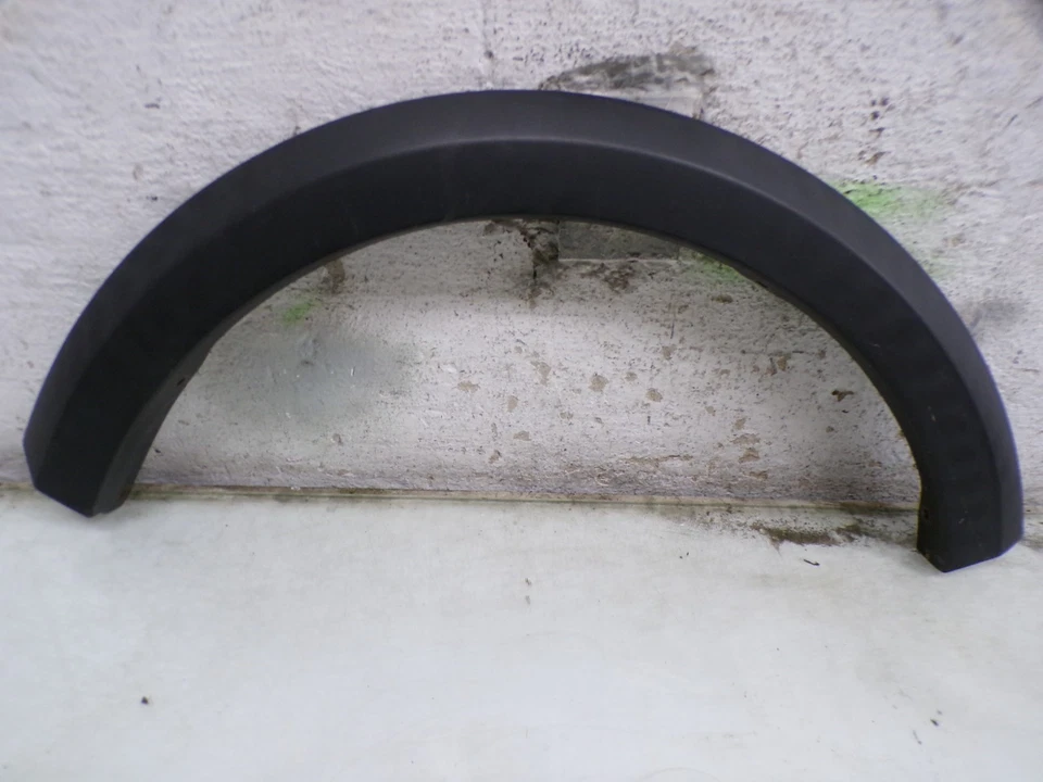 Paso de Rueda Dacia Sandero Stepway I BJ2010 Frontal Derecho 8200526643 Abertura - Imagen 1 de 4