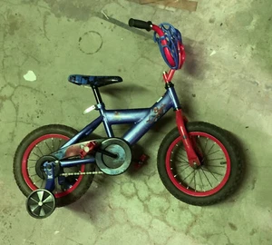 Spiderman Boy's Bicycle 16"". Marvel - Foto 1 di 6