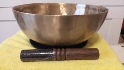 SINGING BOWL11.2" (280 mm.) Note E - 85 Hz, A# - 237 Hz. A-445 Hz. 1975 gr. - Image 1 of 4