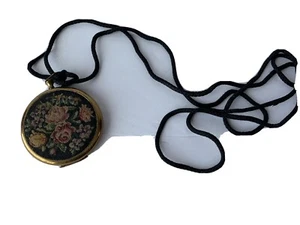 Vintage 50s Petit Point Embroidery Compact Mirror and powder gold tone Pendant. - Picture 1 of 8