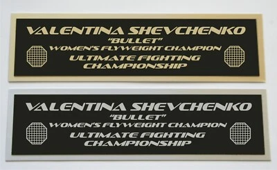 Valentina Shevchenko UFC placa de identificación para guantes MMA firmados foto o estuche  Foto 1 de 2
