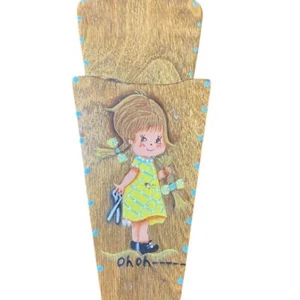 Vintage Yellow Wooden Scissor Holder Wall Art Small Signed Original - Picture 1 of 4