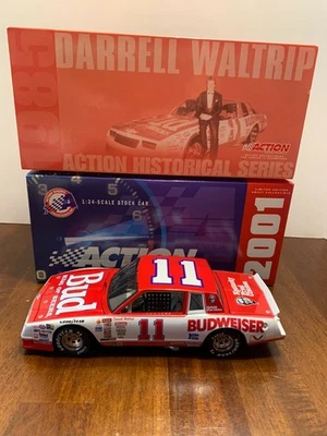 Acción 1/24 Budweiser Darrell Waltrip Chevy Monte Carlo, campeón de NASCAR 1985 Foto 1 de 4