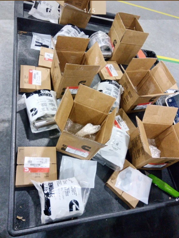 Piston Set w/ Pins&Rings for Cummins 6.7 QSB Industrial Performance STD Size 6 Foto 1 de 4