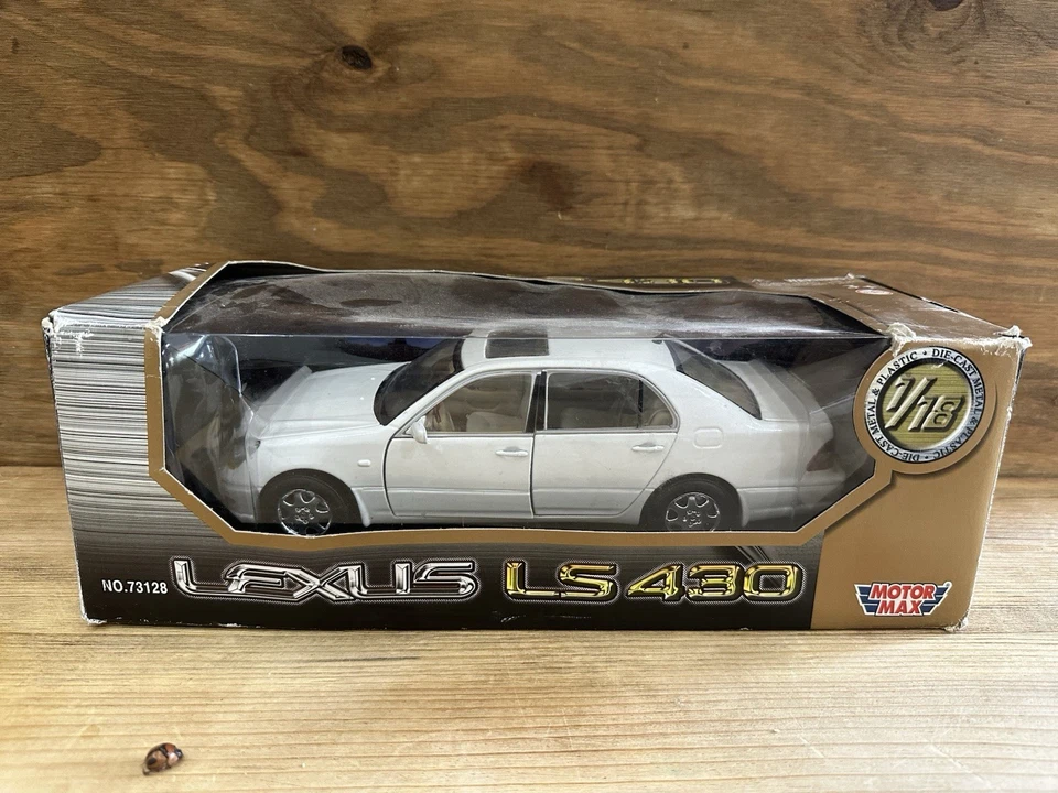 Lexus LS 430 Die Cast 1/18 2002 Motor Max - Image 1 of 4