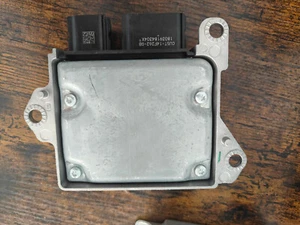 Bag Control Module Fits 17-19 FORD EXPLORER HB5T-14B321-AA HB5T14B321AA - Picture 1 of 2