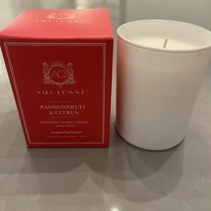 AQUIESSE * PASSION FRUIT & CITRUS * SOY WAX CANDLE 10 OZ ~ BRAND NEW BOX - Picture 1 of 6