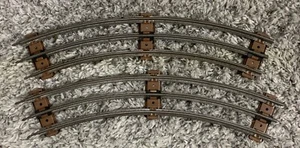 (2) VINTAGE 027 O GAUGE THREE RAIL 9 INCH METAL CURVED TRACKS - Bild 1 von 5