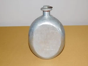 VINTAGE 8 3/4" HIGH ALUMINUM MIRRO CANTEEN - Picture 1 of 8