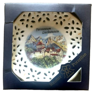 Reutter Porzellan Germany Mini Wall Plate - Furstentum Liechtenstein- 9.5cm - Bild 1 von 4