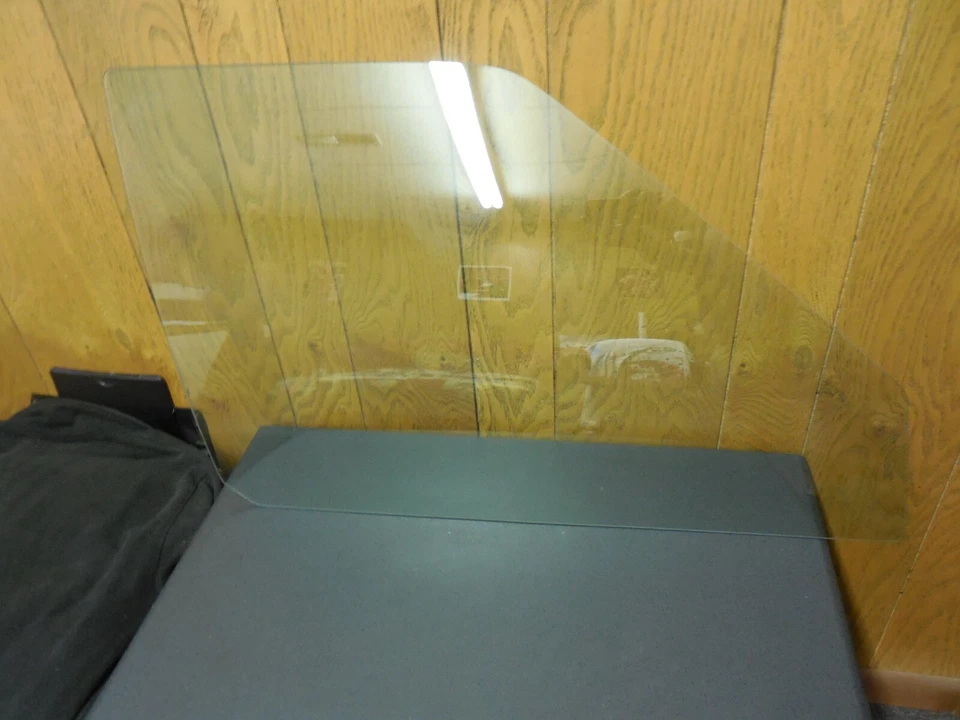 Puerta delantera derecha vidrio pasajero Hyundai Excel 1986-1989 4 puertas Foto 1 de 1