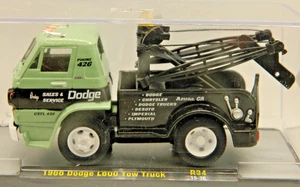 Máquinas M2 - Remolque Dodge L600 Coe 1966 - Camión concesionario Dodge - verde y negro - Imagen 1 de 9