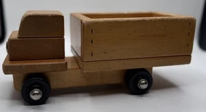COMMUNITY PLAYTHINGS RIFTON NEW YORK  Vintage WOODEN TOY DUMP TRUCK - Picture 1 of 9