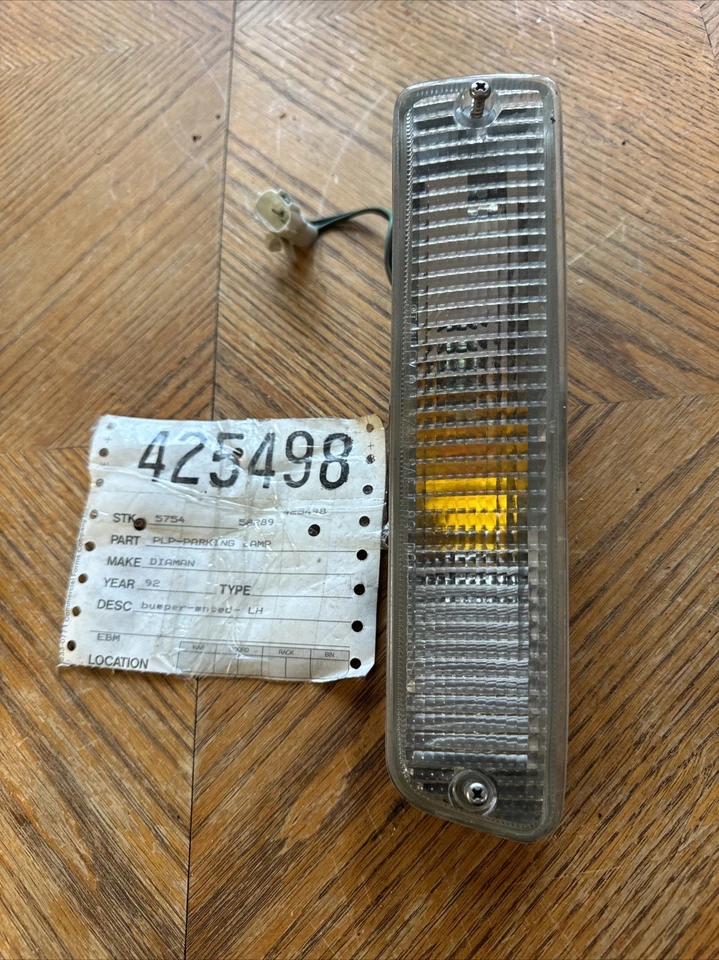 Señal de giro delantero izquierdo 045-5780l PARA MITSUBISHI SIGMA Foto 1 de 4