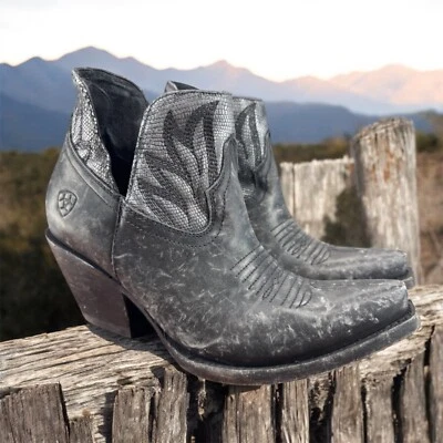 Ariat Women's Hazel Black & Silver Metallic Snip Toe Boots Shoe Size 7B Western - Image 1 of 4