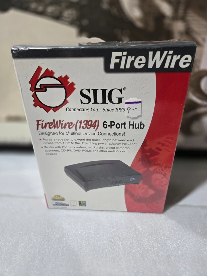 SIIG Fire(1394)6-Port Hub - Image 1 of 1