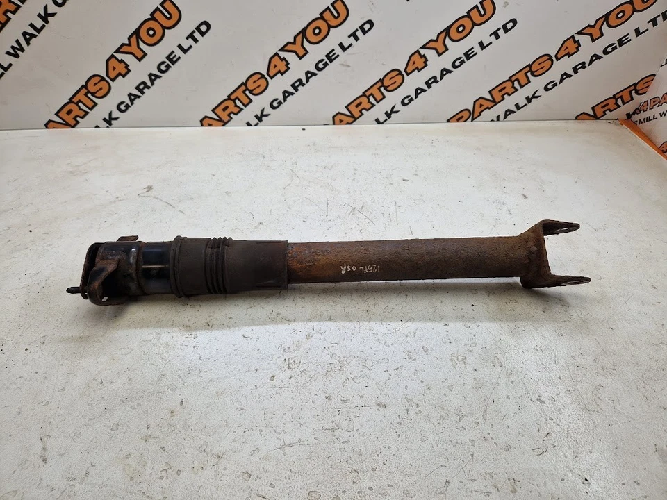2009 MERCEDES ML320 W164 3.0 DIESEL RIGHT REAR SUSPENSION SHOCK ABSORBER - Image 1 of 4