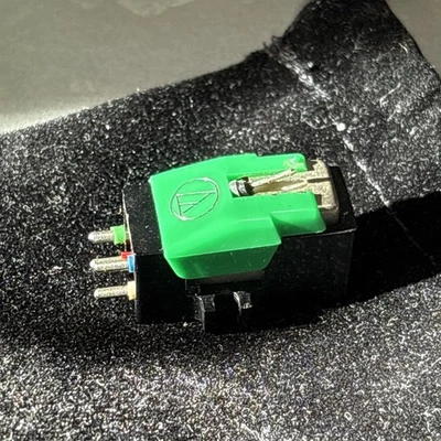 AUDIO TECHNICA AT11E CARTRIDGE with GENUINE AUDIO TECHNICA ATN11E STYLUS - Image 1 of 4