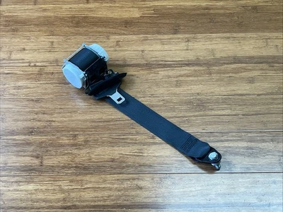 Ferrari Portofino F164 2017-2020 retractor de cinturón de seguridad trasero izquierdo 839498 OEM Foto 1 de 4