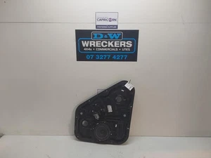 HYUNDAI TUCSON LEFT REAR WND REG/MOTOR TL, DOOR REG ASSY (REG AND MOTOR), ACTIVE - Picture 1 of 3
