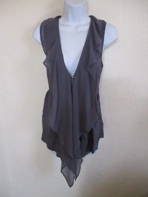 Blusa Wish Talla XXS NUEVA CON ETIQUETAS Gris Volantes Frontal Sin Mangas Top Foto 1 de 4
