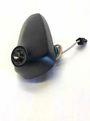 Chevrolet Sonic 2012-2014 antena de radio AM FM montada en techo techo aleta de tiburón fabricante de equipos originales Foto 1 de 4