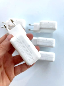  Original Apple Power Adapter USB-C 30W MY1W2ZM/A - Photo 1/4