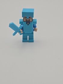 LEGO Steve Minifigure Medium Azure Diamond Helmet Armor Minecraft 21117 21124