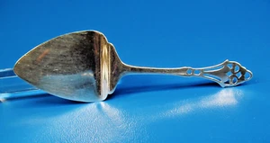 Chippendale by Lunt Sterling Silver Flat Handle cheese Server.  5 1/8" - Picture 1 of 4
