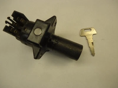 1979-1982 HONDA CB750C IGNITION SWITCH w/ key CB750 OEM CB900 CB650 CB400 OEM - Image 1 of 4