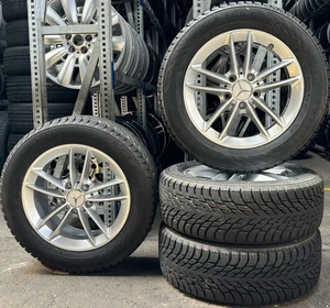 4x Original Mercedes-Benz Winterräder 205/60 R16 96R - für B-Klasse W247 A-Klass - Bild 1 von 3