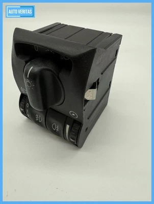 Light switch 90460591 Opel Omega Caravan 2.0 16V Bj 1994 B 1688546 - Image 1 of 4