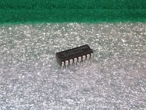 (1) CONTADOR CMOS MOTOROLA MC 14017BCPD NOS - Imagen 1 de 1