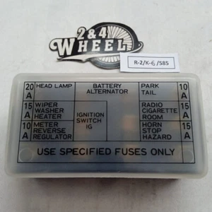 Caja de fusibles se adapta a Datsun 620 J13 J15 camioneta camioneta caja de fusibles con cubierta NUEVA - Imagen 1 de 5