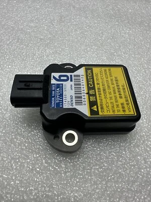 2012-14 TOYOTA PRIUS V STABILITY CONTROL YAW RATE CONTROL MODULE OEM 89183-48030 - Image 1 of 4